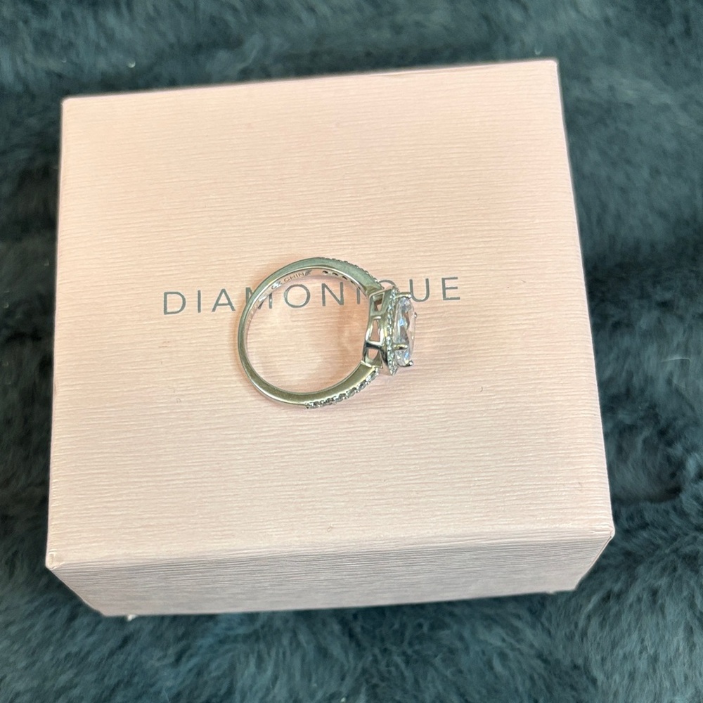 Diamonique Silver Ring with Sparkling Clear Gem - Picture 2 of 7